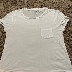 soft white t-shirt with pocket
